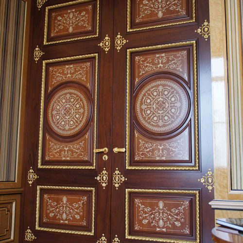 Genève - Porte marquetée d'un salon russe