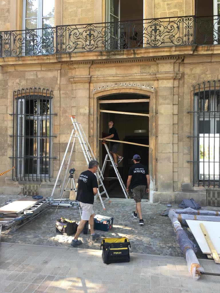 Porte d’immeuble sur-mesure, Aix-en-Provence